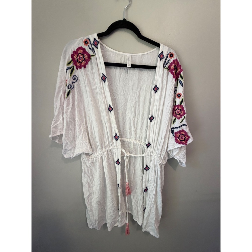 Francescas White Embroidered Floral Kimono Cardigan Tassel Tie Medium